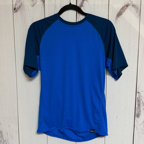 Patagonia Men’s Capilene Lightweight T-Shirt Blue/Navy Small EUC - Picture 1 of 9